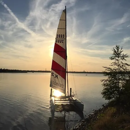 Neu Auszeit In Moderner In Seen-naehe مارك كليبرغ